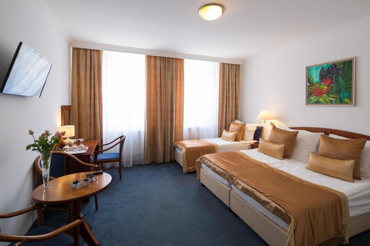 Fonte Hotel Győr Eksteriør bilde
